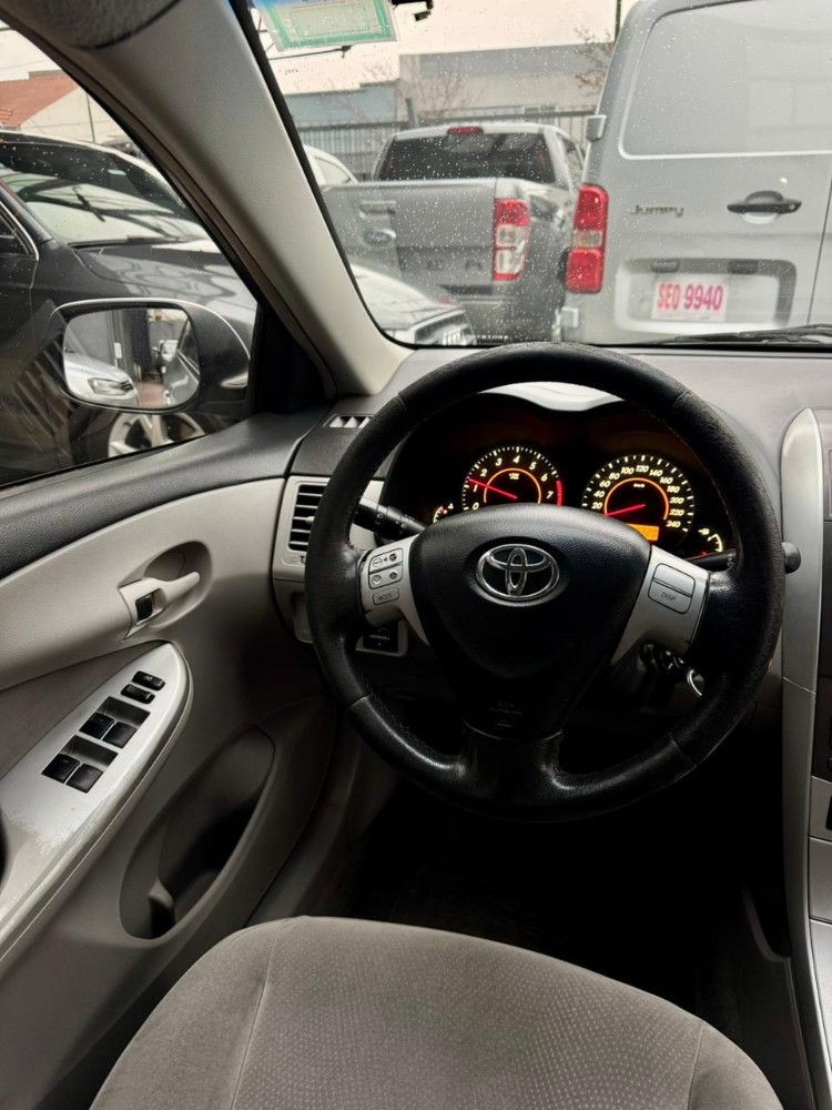 Toyota Corolla XEI — foto 11